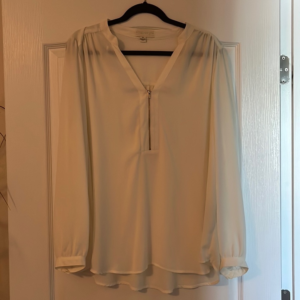 Worn once- Forever 21 plus sized blouse